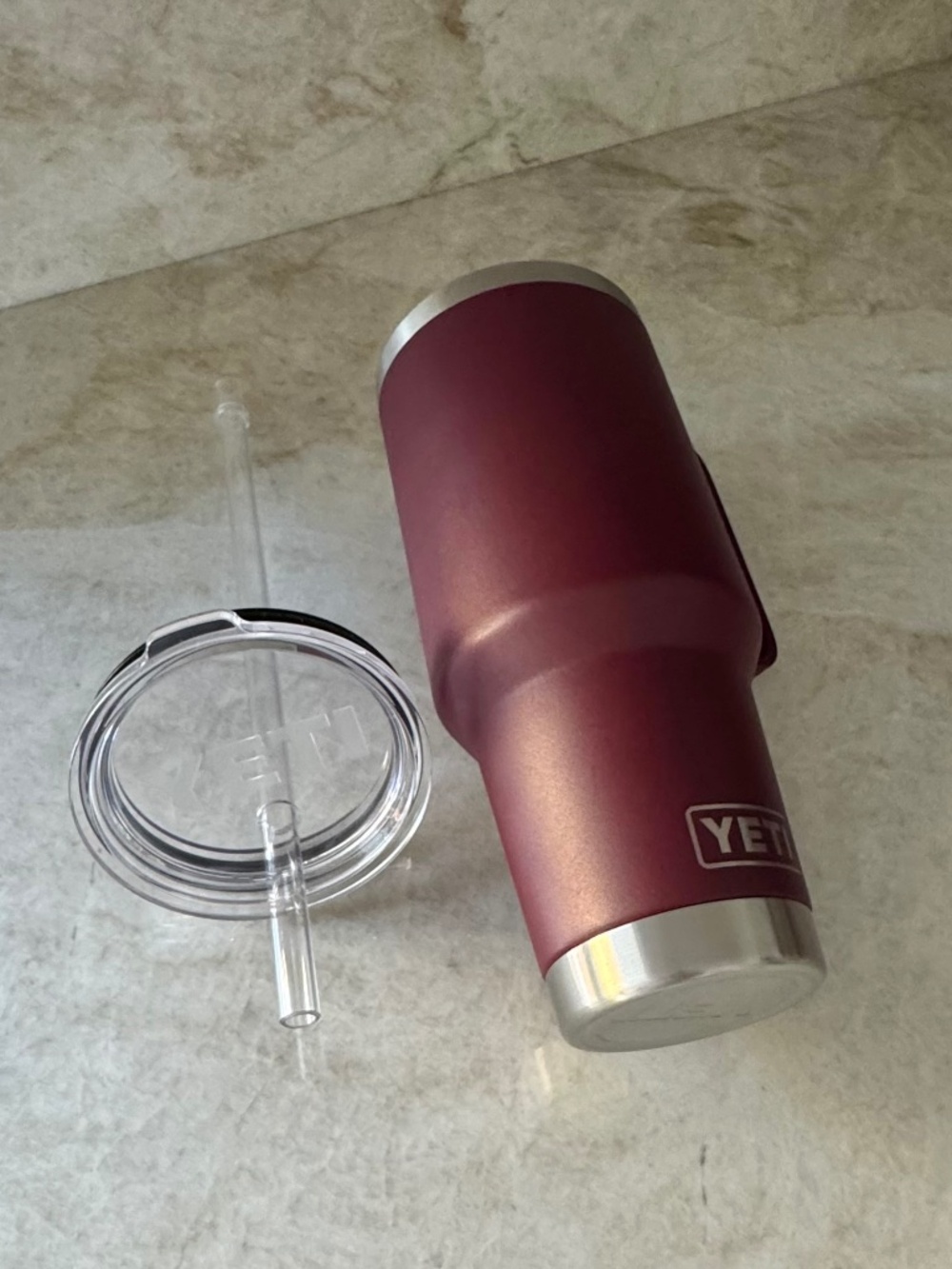 YETI 42oz Rambler Tumbler w/Handle - Wild Vine Red - Picture 3 of 6